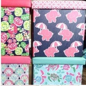 NEW Simply Southern Folding Storage Ottoman In Shell Pattern